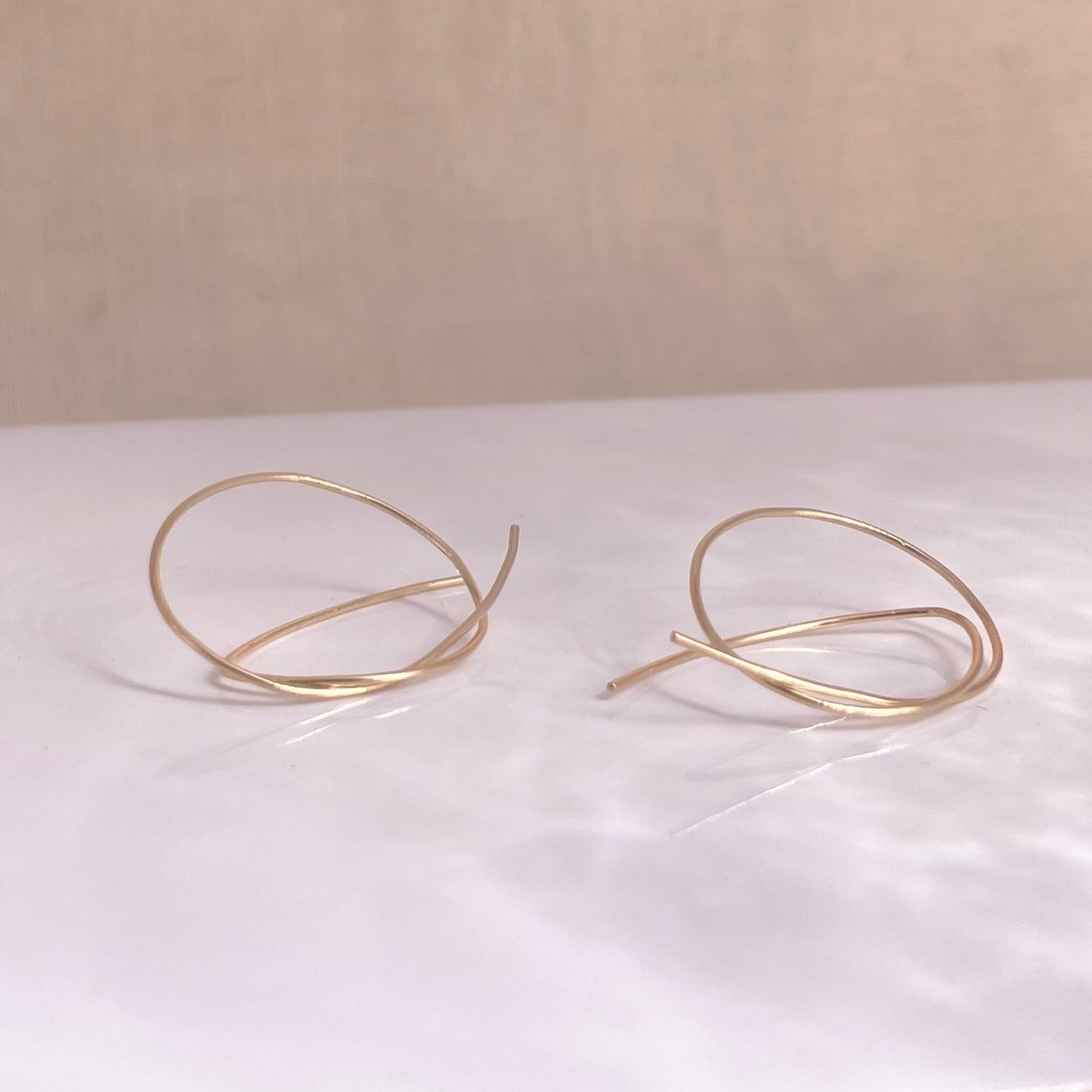 Thin Rope Earrings | Simple Dangle Hoops | Organic Circle Dangle Earrings | Everyday Gift for Her | Lightweight Earrings | 0361