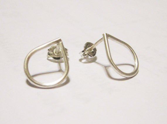 Elegant and Simple Hand-Made Raindrop / Tear Drop Stud Earrings - 0049 - Virginia Wynne Designs