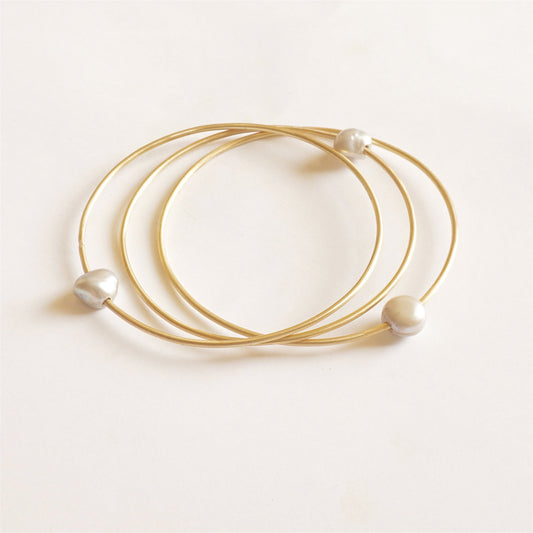 Hand-Made Floating Pearl Bangle Bracelet - 0240 - Virginia Wynne Designs