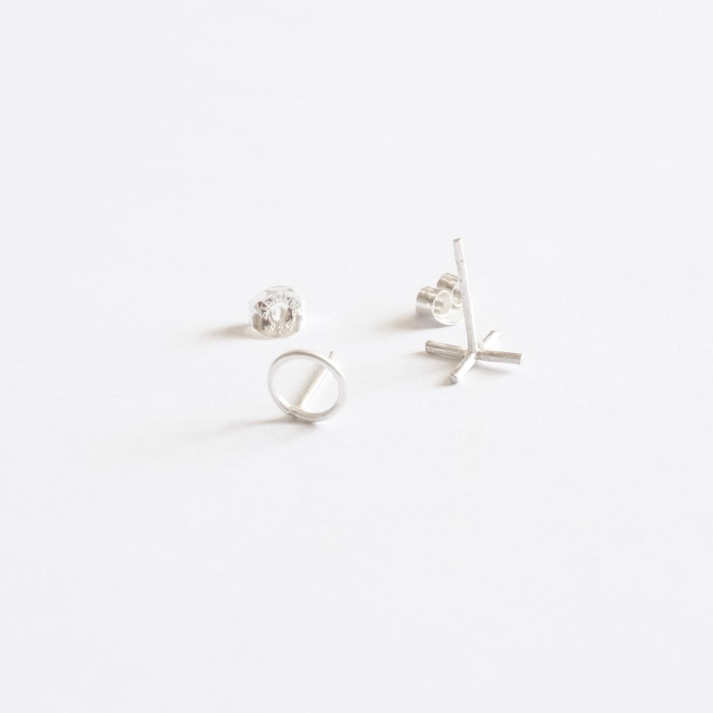 Fun and Cool Hugs and Kisses (X's & O's) stud earrings - 0251 - Virginia Wynne Designs