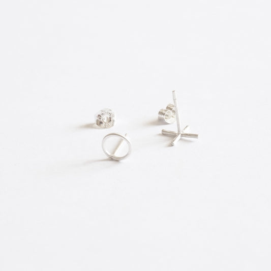 Fun and Cool Hugs and Kisses (X's & O's) stud earrings - 0251 - Virginia Wynne Designs