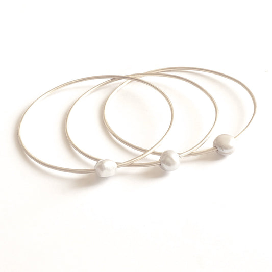 Hand-Made Floating Pearl Bangle Bracelet - 0240 - Virginia Wynne Designs