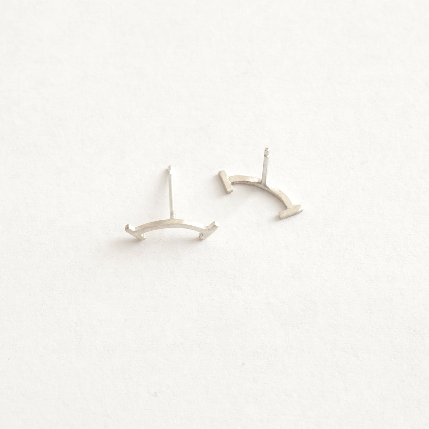 Classic Boho Styled Hand-Made Bent T Bar Stud Earrings - 0250 - Virginia Wynne Designs