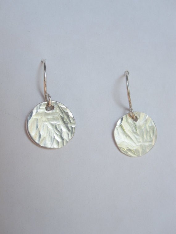 Exceptional Hand-Crafted Quality - Sterling Silver, Hammered Texture Dangle Disk Earrings - 0071 - Virginia Wynne Designs
