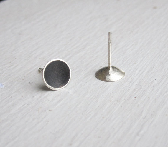 Elegant Distinctive Hand-Made Solid Sterling Silver Oxidized Black Concave Dome Stud Earrings- 0109 - Virginia Wynne Designs