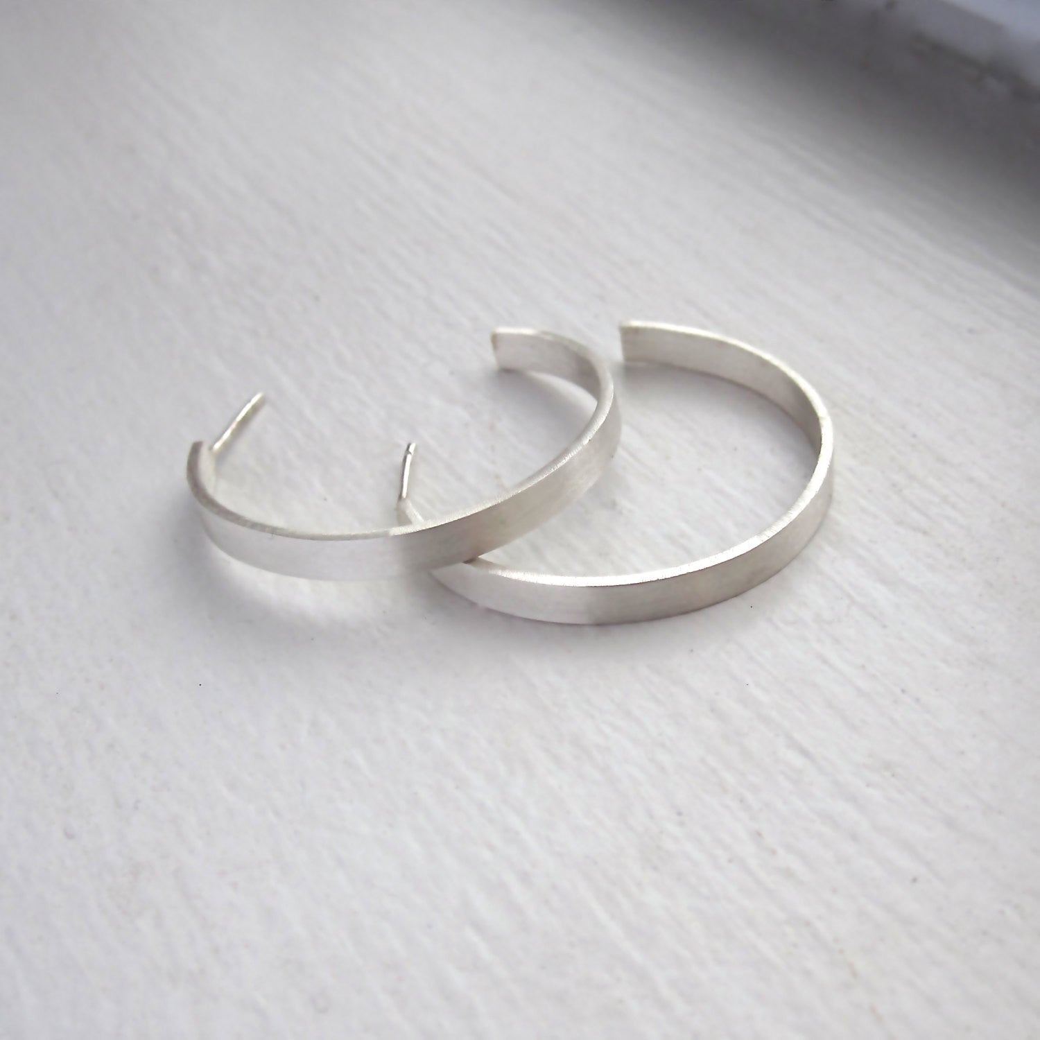 Elegant, Stylish Hand-Made Rectangle Circle Hoop Earrings in Sterling Silver - 0188 - Virginia Wynne Designs