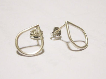 Elegant and Simple Hand-Made Raindrop / Tear Drop Stud Earrings - 0049 - Virginia Wynne Designs