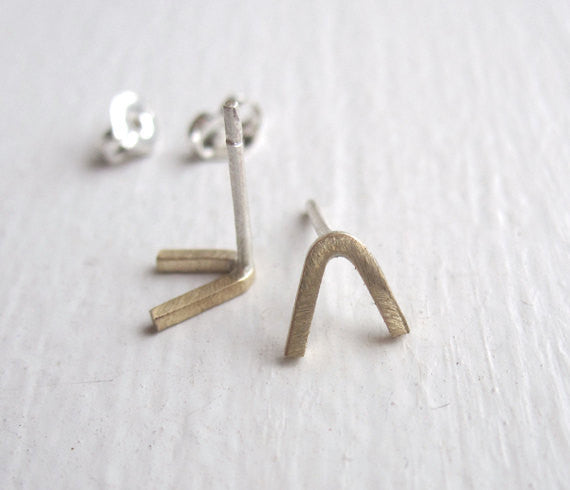 Modern Elegance In This Hand-Made Classic V Stud Open Triangle Earring - 0021 - Virginia Wynne Designs