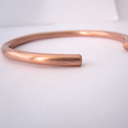 Classic Men's or Unisex Sleek Hand-Made Heavy Round Copper or Brass Bracelet - 0138 - Virginia Wynne Designs